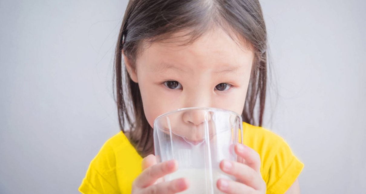 Apa Sajakah Kriteria Susu Pertumbuhan Anak yang Baik dan Aman?